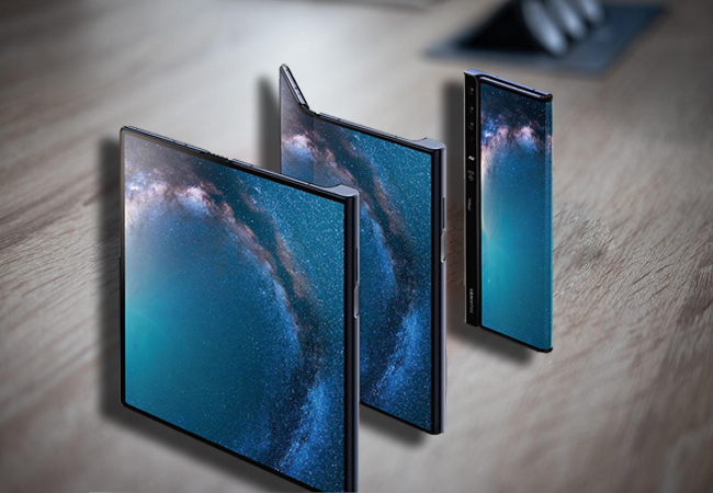 design comparison between mate x and galaxy fold